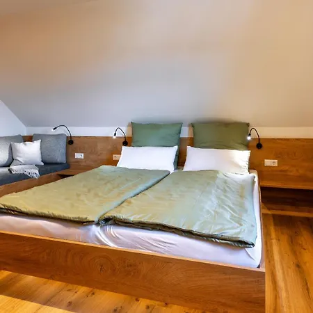 Apartment Lenzlhof *